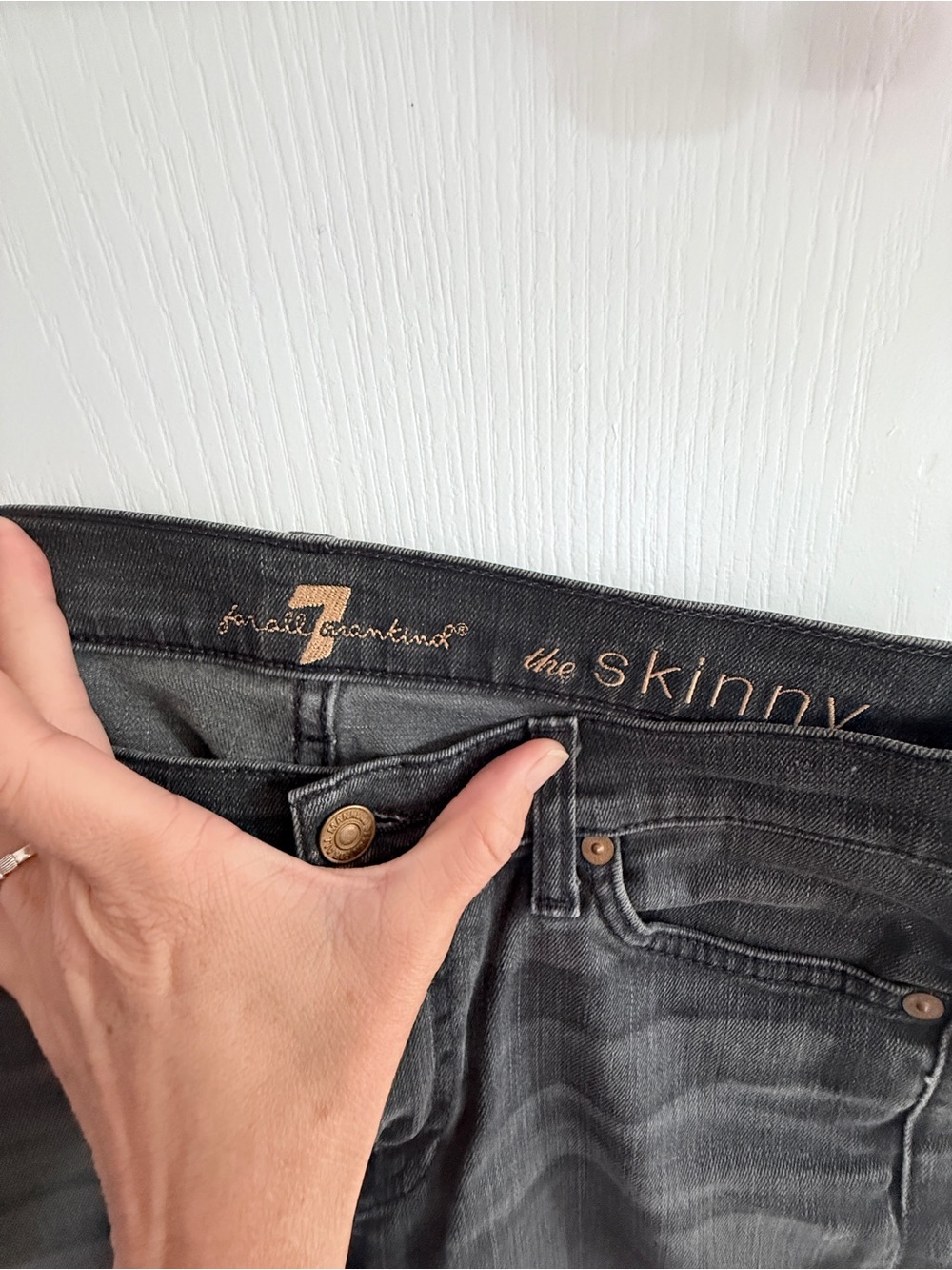 7 For All Mankind Jean - Picture 5 of 6